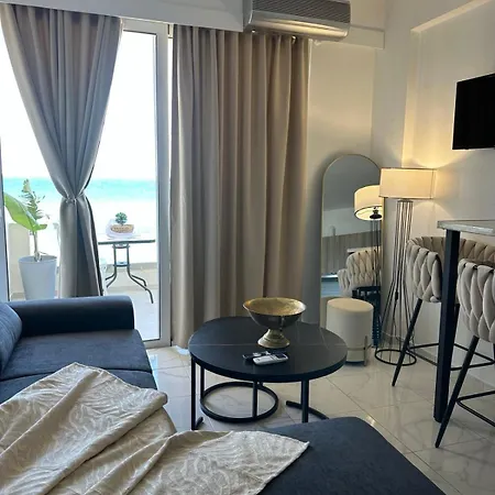 Stella & Eleni With Shared Pool & Open View * Kalamaki (Heraklion)