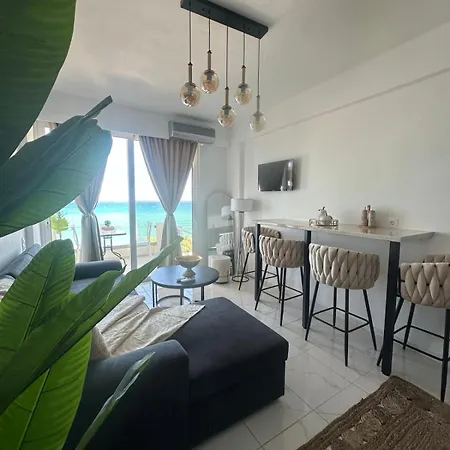 Stella & Eleni With Shared Pool & Open View Apartment