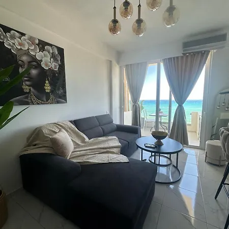 Stella & Eleni With Shared Pool & Open View Kalamaki (Heraklion)